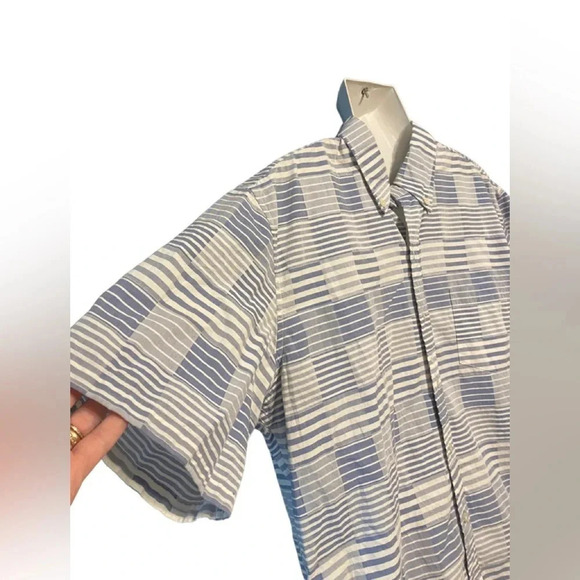 Reyn Spooner Short Sleeve Button Down Shirt - Picture 3 of 6